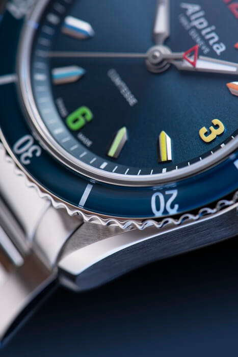 The new strikingly colourful feminine watch by Alpina
