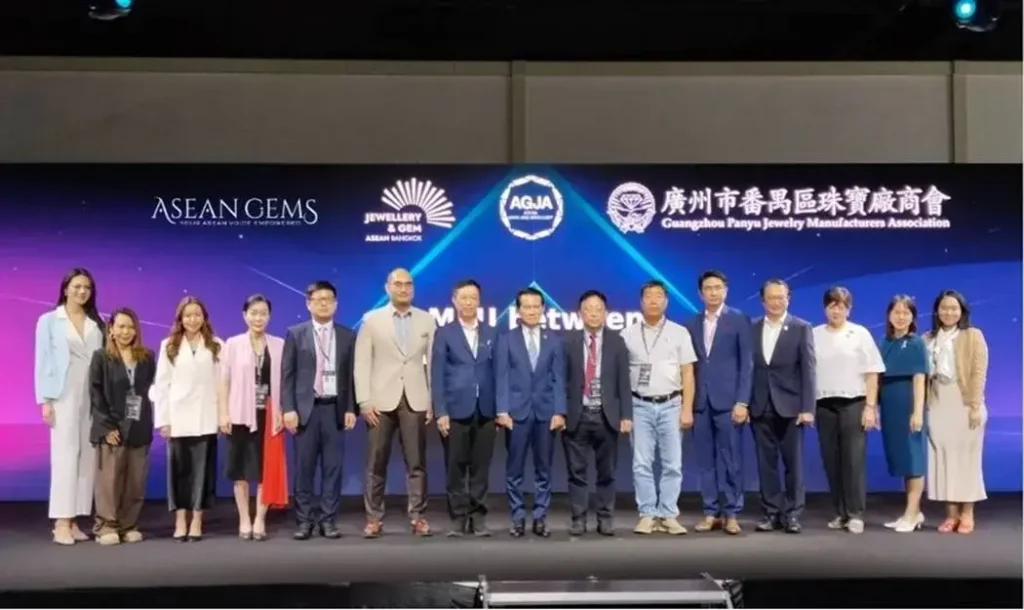 AGJA Launches "ASEAN Plus" Strategy at JGAB 2026, Positioning Thailand as the Global Gems and Jewelry Hub 1 Thailand colored gemstones cutting industry showcase at Jewellery & Gem ASEAN Bangkok 2026